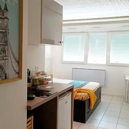 Centre Meuble Avec Jacuzzi *