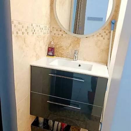 Centre Meuble Avec Jacuzzi Bron