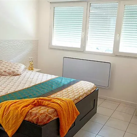 Centre Meuble Avec Jacuzzi *