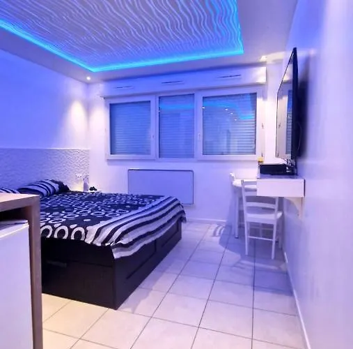 Centre Meuble Avec Jacuzzi شقة بْرو